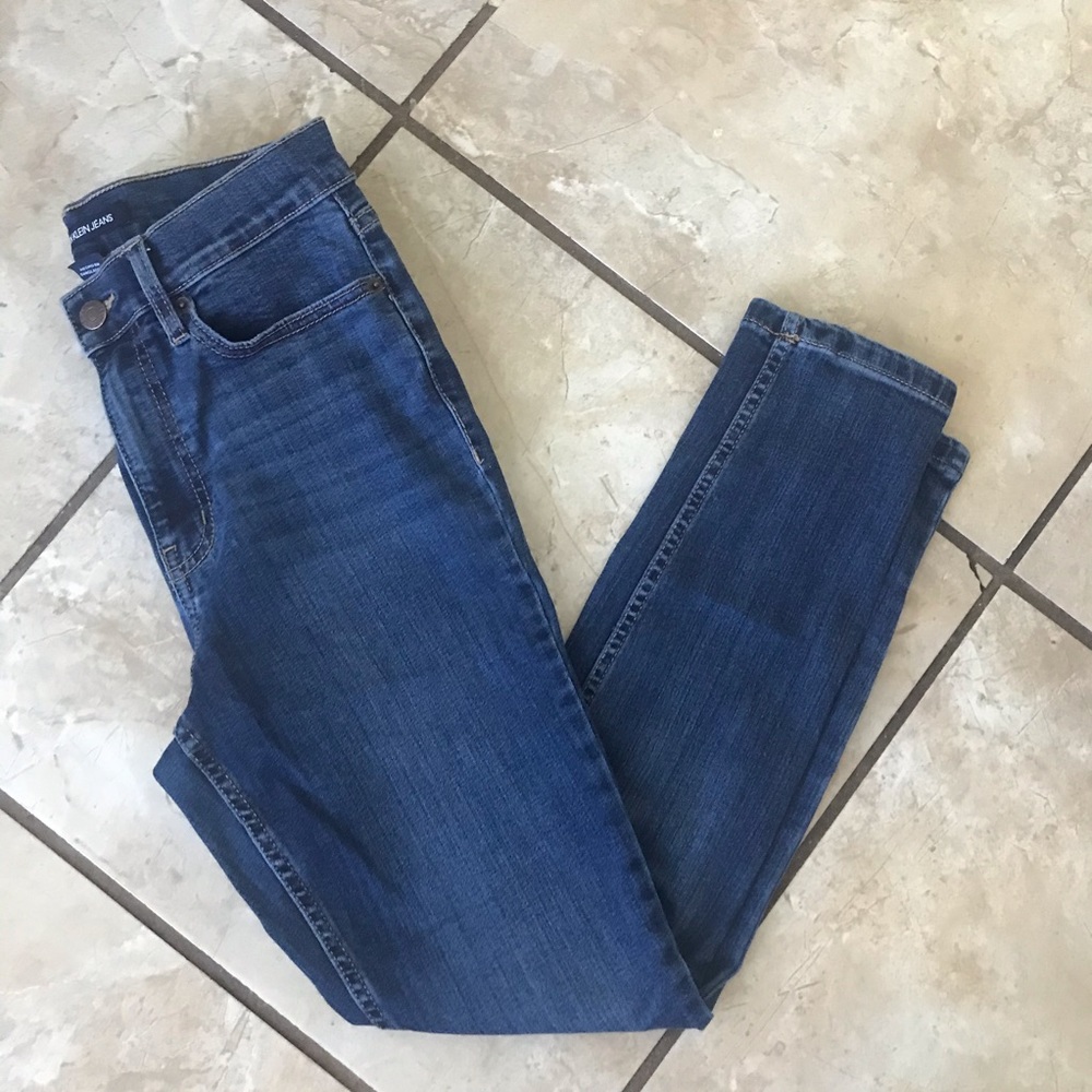 Calvin Klein Skinny Jeans NWOT - Picture 2 of 4
